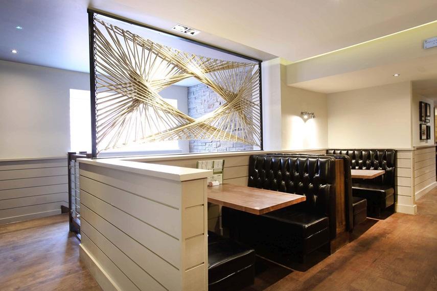 The Angel Hotel Wetherspoon Уитби Екстериор снимка