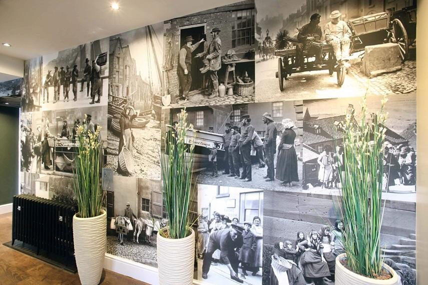 The Angel Hotel Wetherspoon Уитби Екстериор снимка